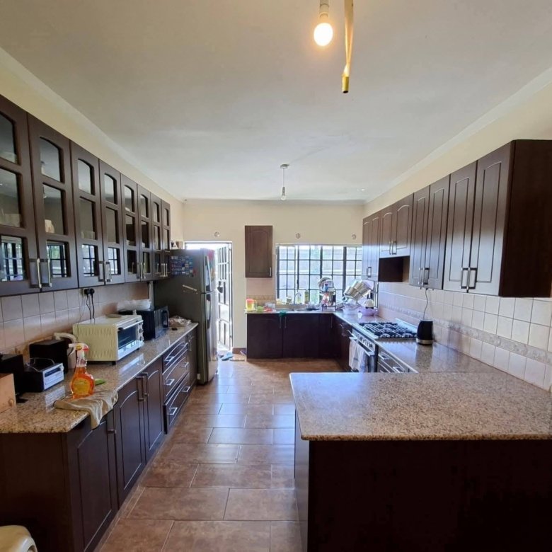 3 Bedroom Master En-Suite House + DSQ For Rent in Kitengela