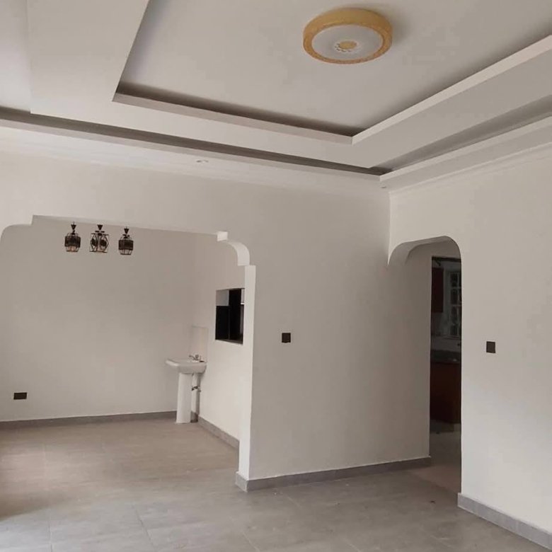 3-Bedroom Master En-Suite House + DSQ To Let – Kitengela