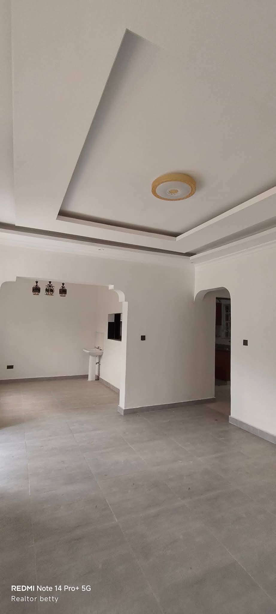 3-Bedroom Master En-Suite House + DSQ To Let – Kitengela