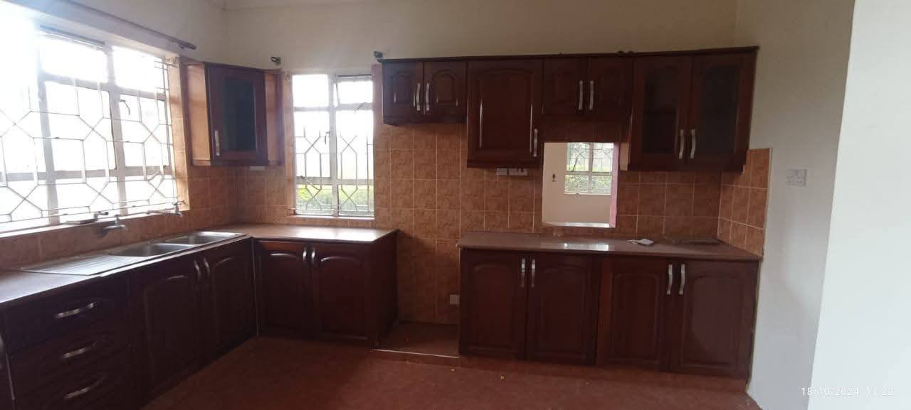 3 Bedroom Master En-Suite House To Let – Syokimau