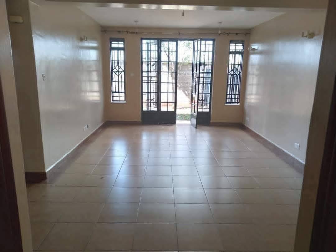 3 Bedroom Master Ensuite House + DSQ To Let – Syokimau