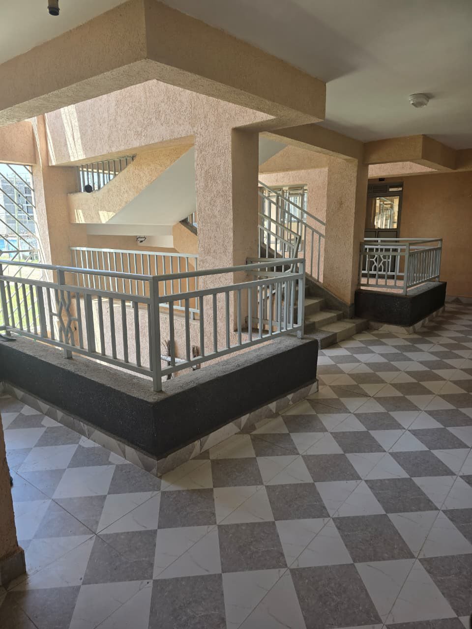 3 Bedroom To Let Along Eastern Bypass – Afro Sayari