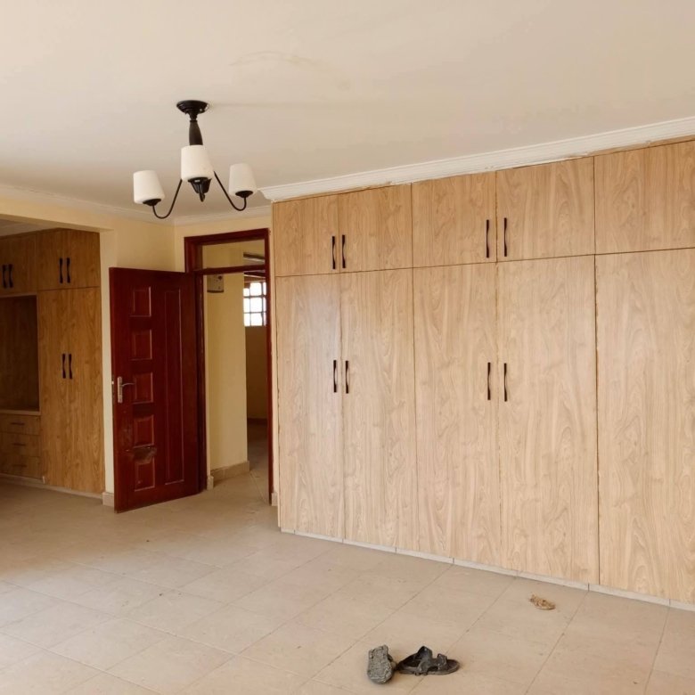 4 Bedroom All En-Suite Plus DSQ House For Rent – Kitengela