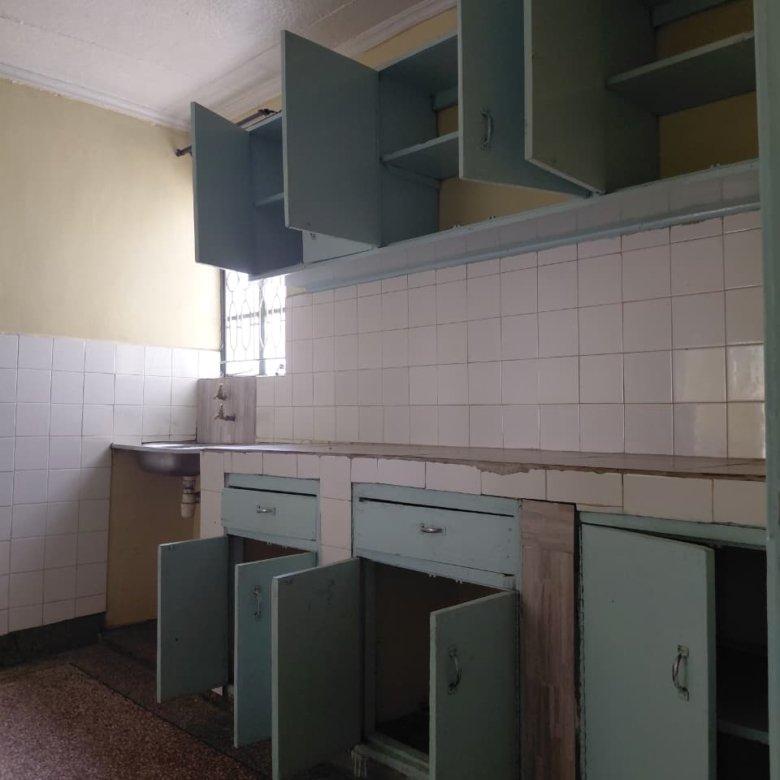 4 Bedroom House To Let - Tena Estate, Umoja