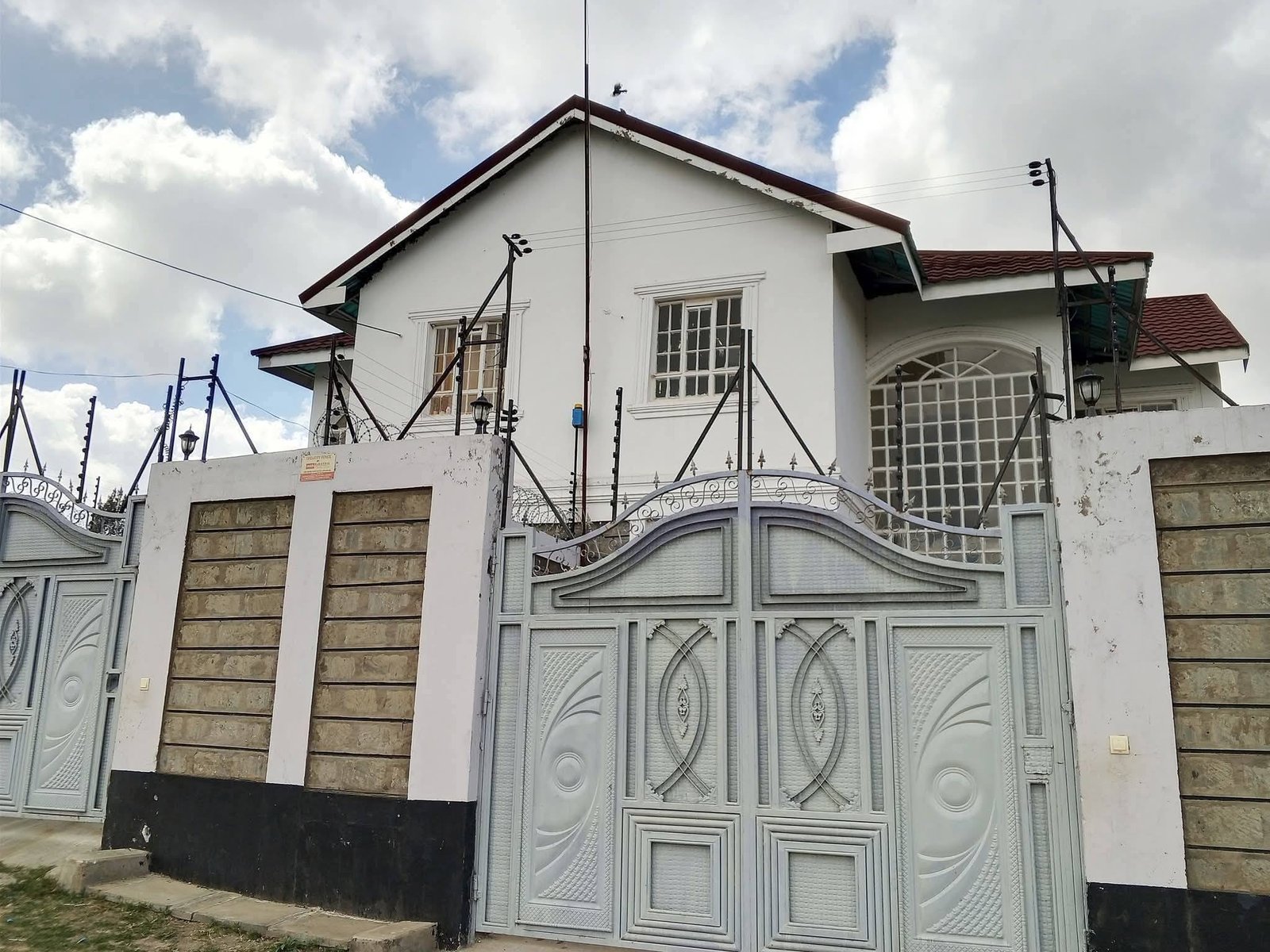 4 Bedroom House with DSQ To Let – Kitengela