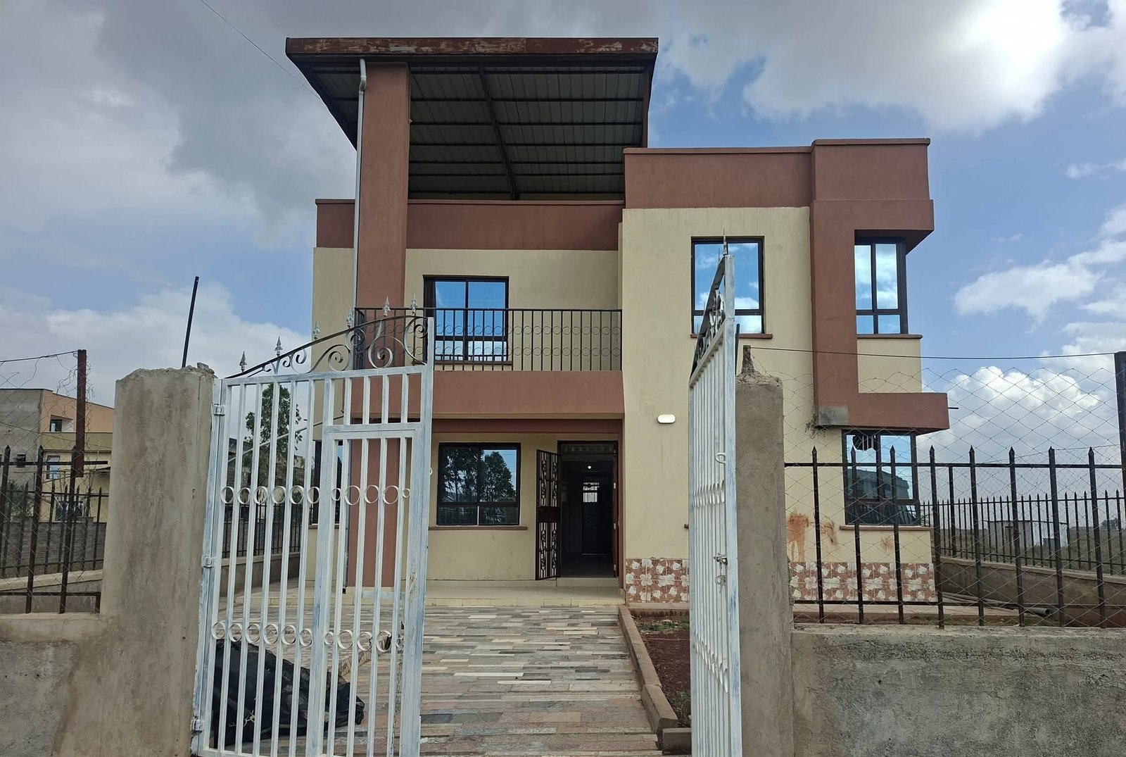 5 Bedroom Master En-Suite + DSQ To Let – Syokimau