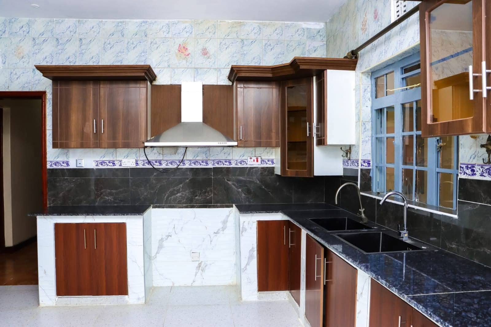 7 Bedroom Mansionette For Rent – Athi River (Senior Staff Estate)