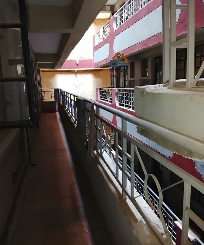 Bedsitter To Let in Kasarani – Garage