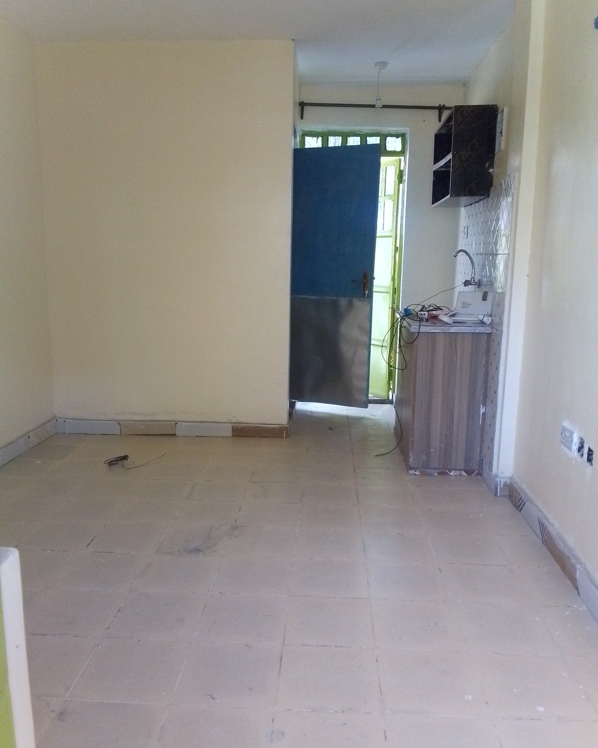 Bedsitter To Let in Umoja 1 – Near Market