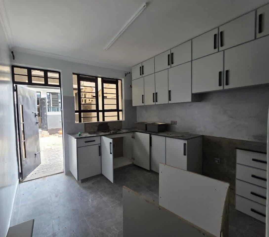 Luxurious 4-Bedroom All En-Suite Townhouse To Let – Kitengela