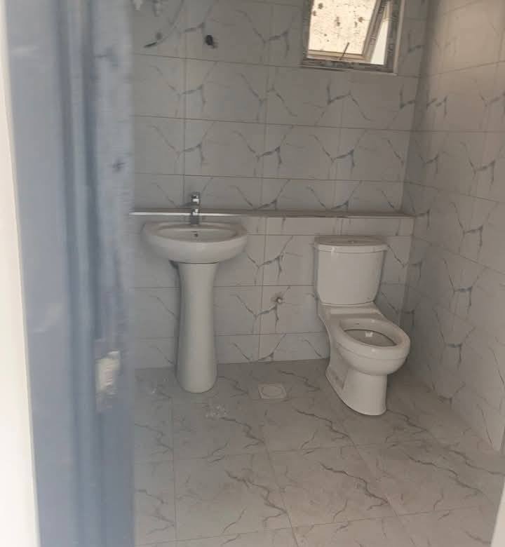 Modern 2-Bedroom All En-Suite Apartment To Let – South B