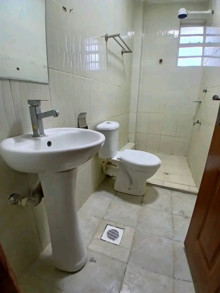 Modern 2-Bedroom Master En-Suite House To Let – Syokimau