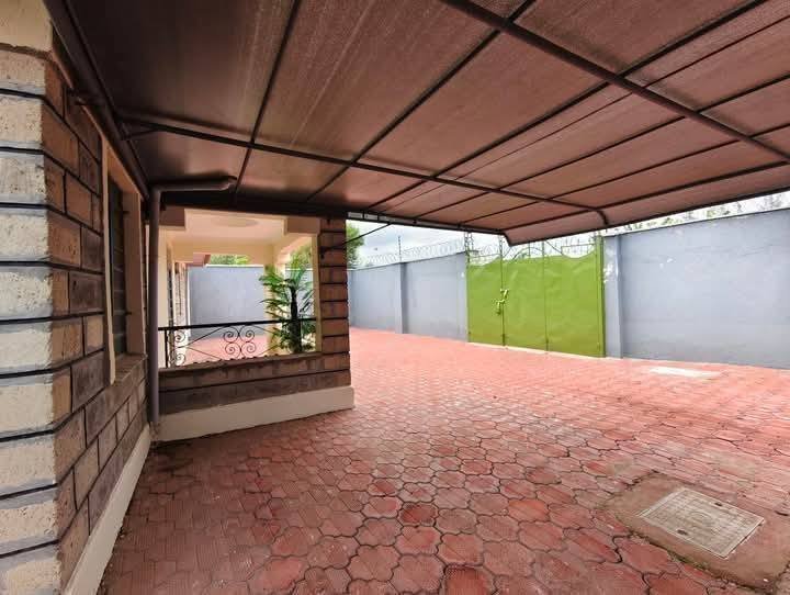 Spacious 3 Bedroom All En-Suite Bungalow To Let – Kitengela Muigai