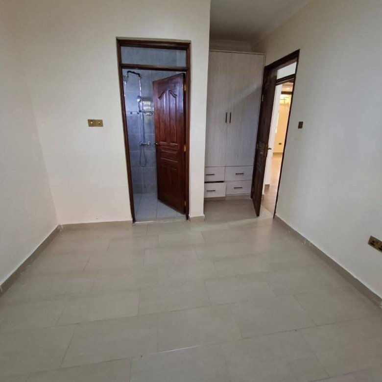 Spacious 4-Bedroom All En-Suite House + DSQ To Let – Kitengela