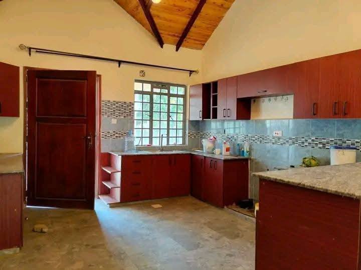 Spacious 4 Bedroom Bungalow for Rent in Athi River – Senior Staff