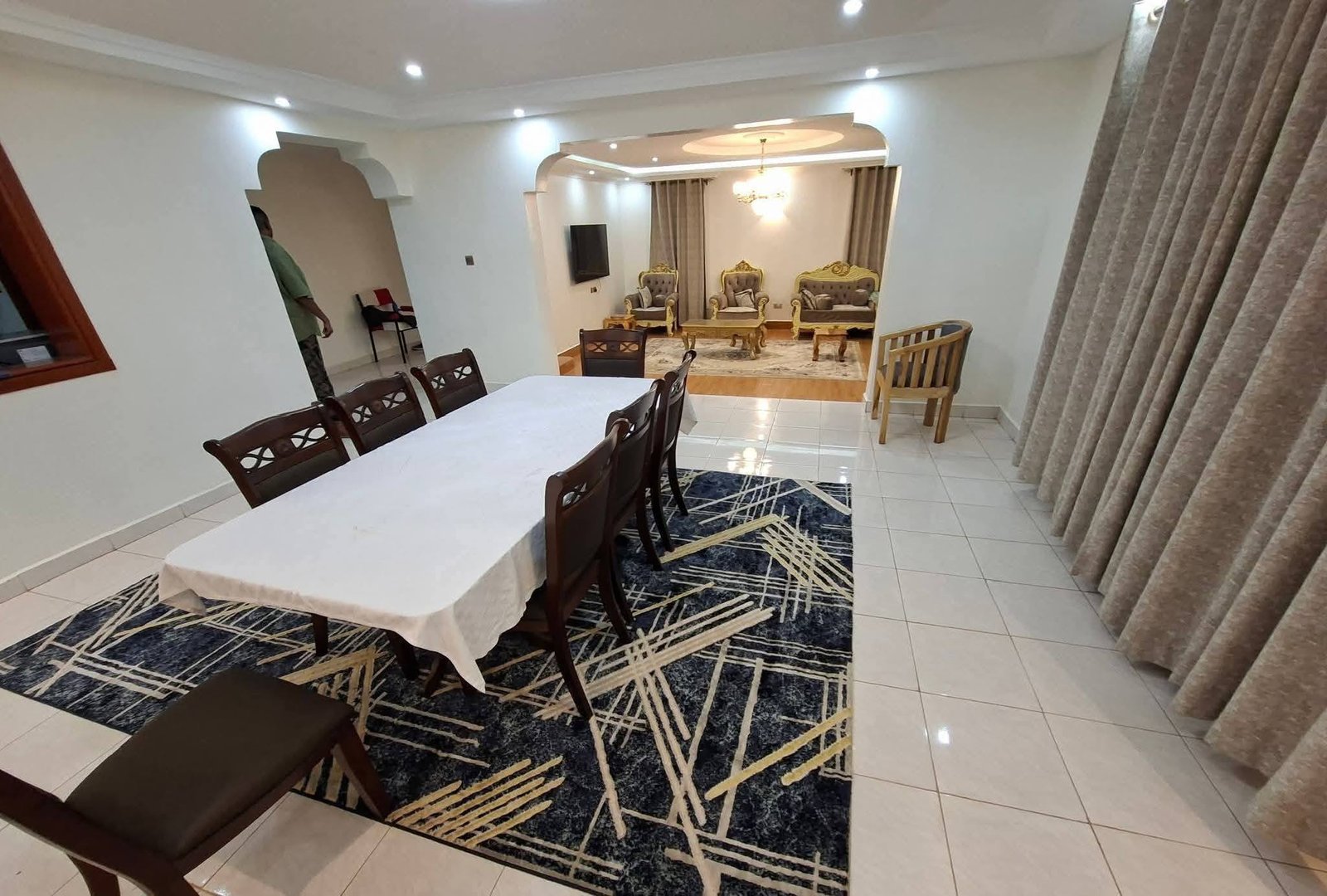 Spacious 6 Bedroom All En-Suite House To Let – Syokimau