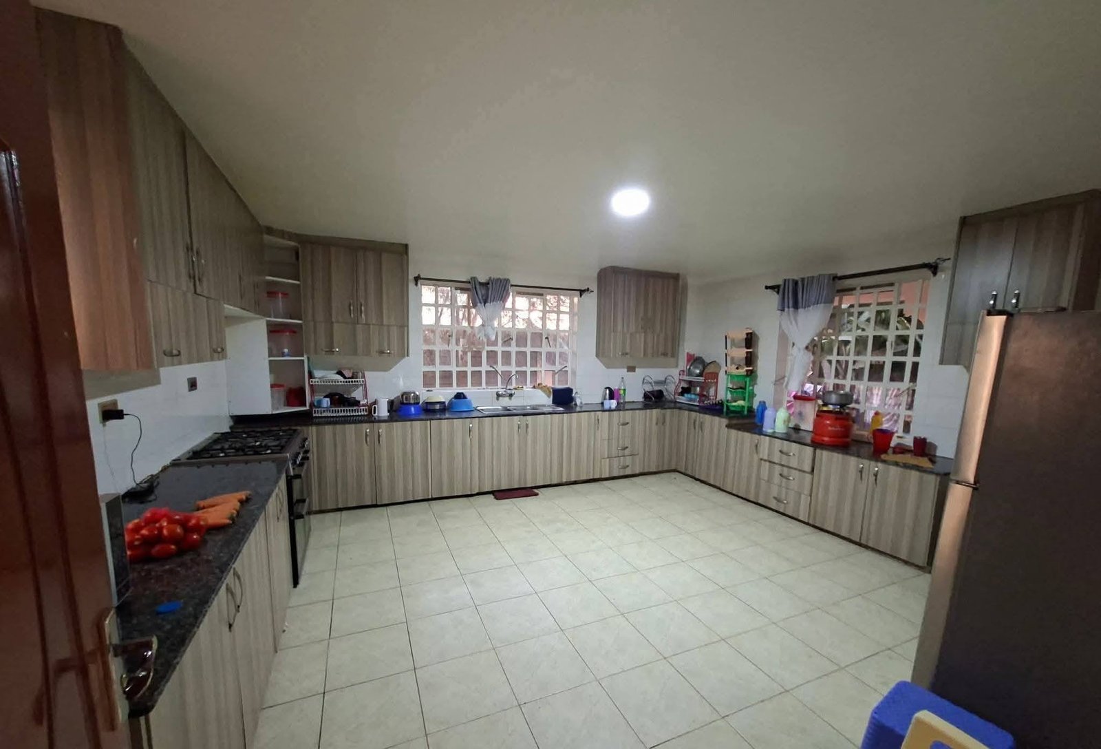 Spacious 6 Bedroom All En-Suite House To Let – Syokimau