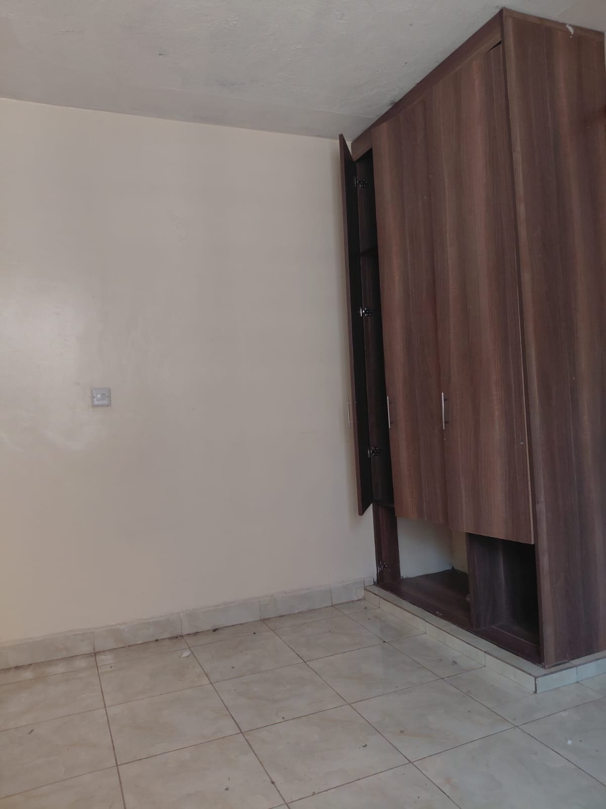 1 Bedroom Apartment To Let in Umoja – Kwa Chief