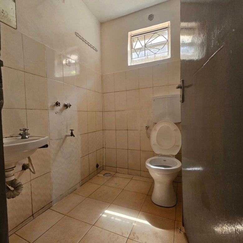 2 Bedroom To Let Along Waiyaki Way – Muthiga