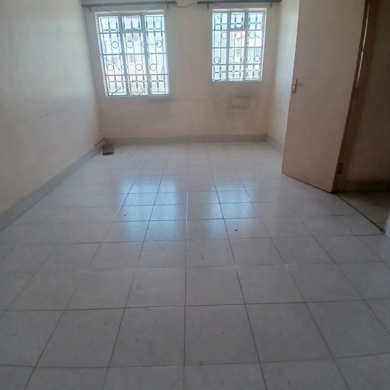 2 Bedroom To Let in Tena Estate Near Police Post