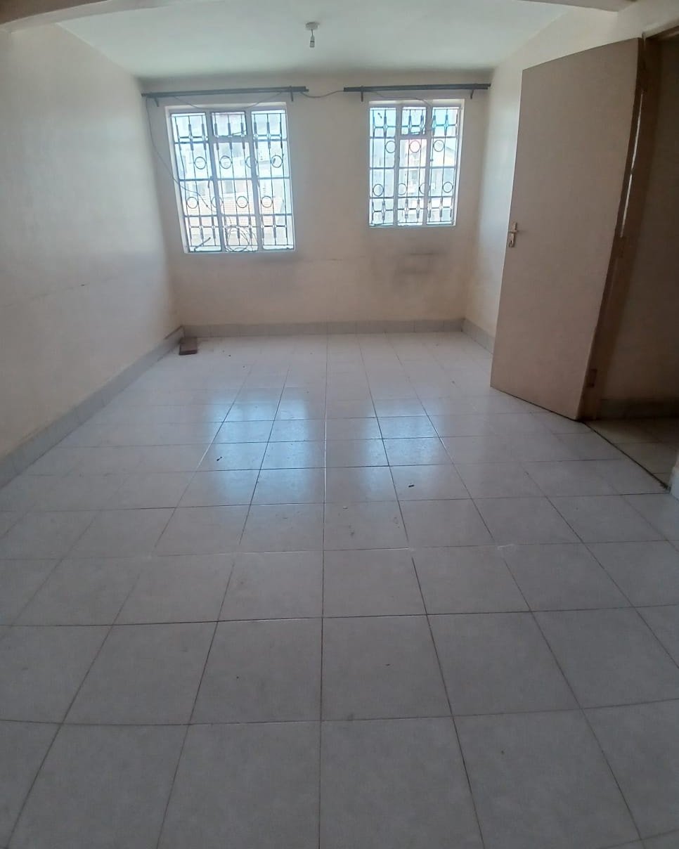 2 Bedroom To Let in Tena Estate Near Police Post