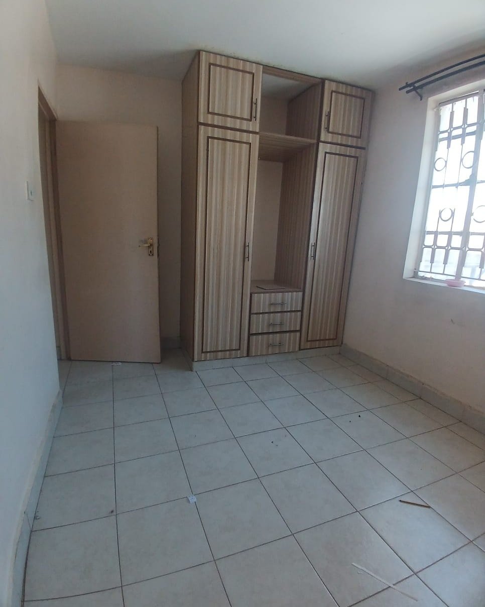 2 Bedroom To Let in Tena Estate Near Police Post