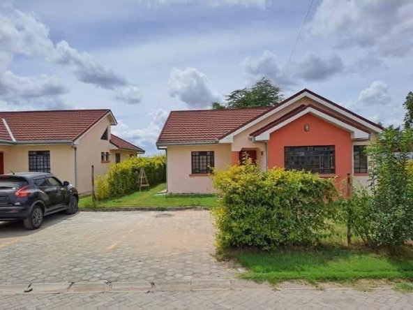 3 Bedroom Master En-Suite Bungalow Plus DSQ For Rent – Kitengela