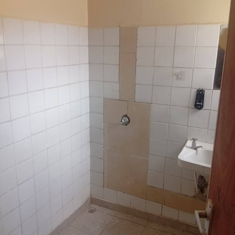 3 Bedroom Own Compound To Let in Buruburu Phase 5 2