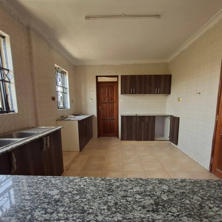 4 Bedroom Master En-Suite Flat Roof Villa With DSQ For Rent Syokimau