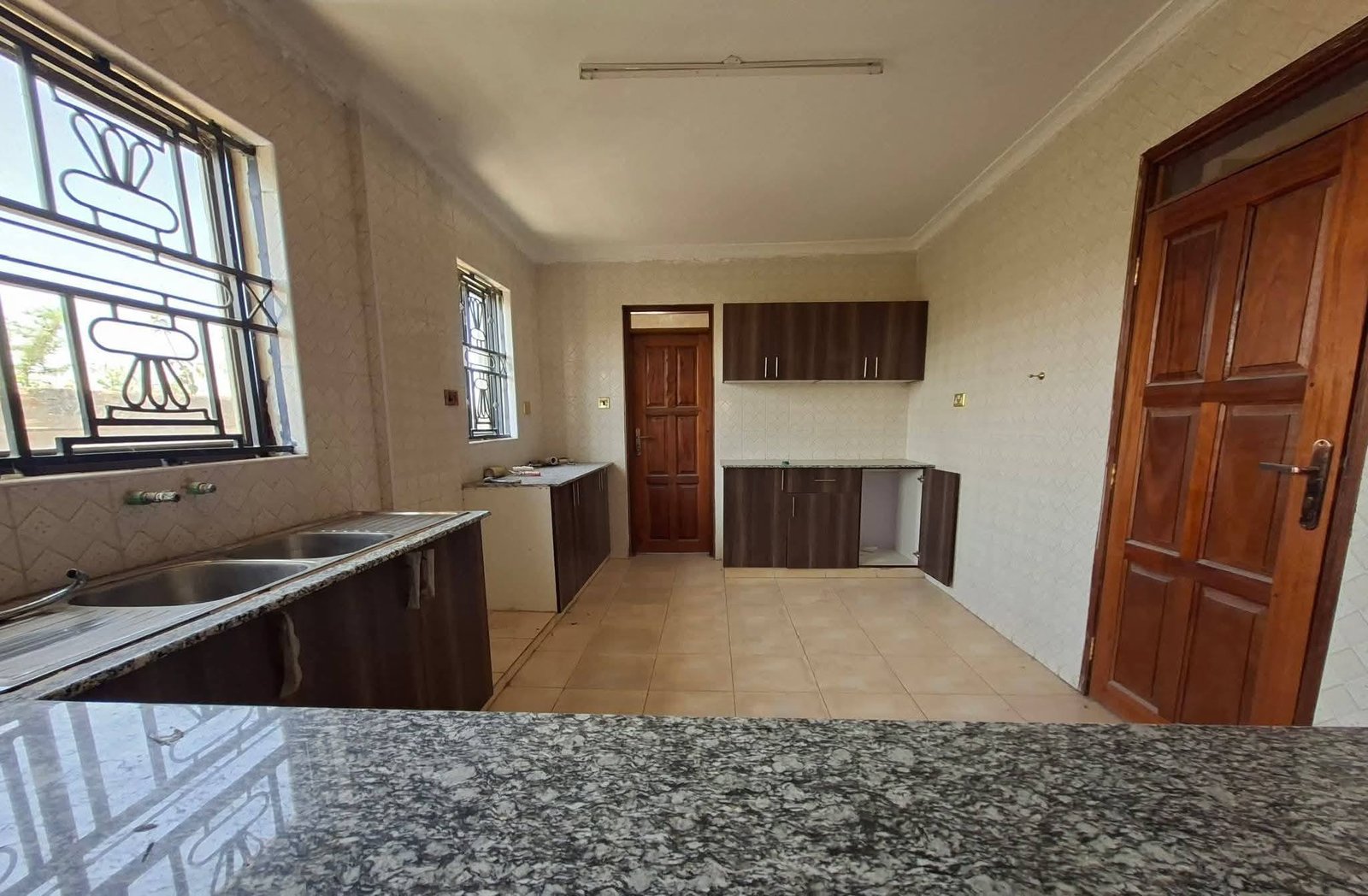 4 Bedroom Master En-Suite Flat Roof Villa With DSQ For Rent Syokimau