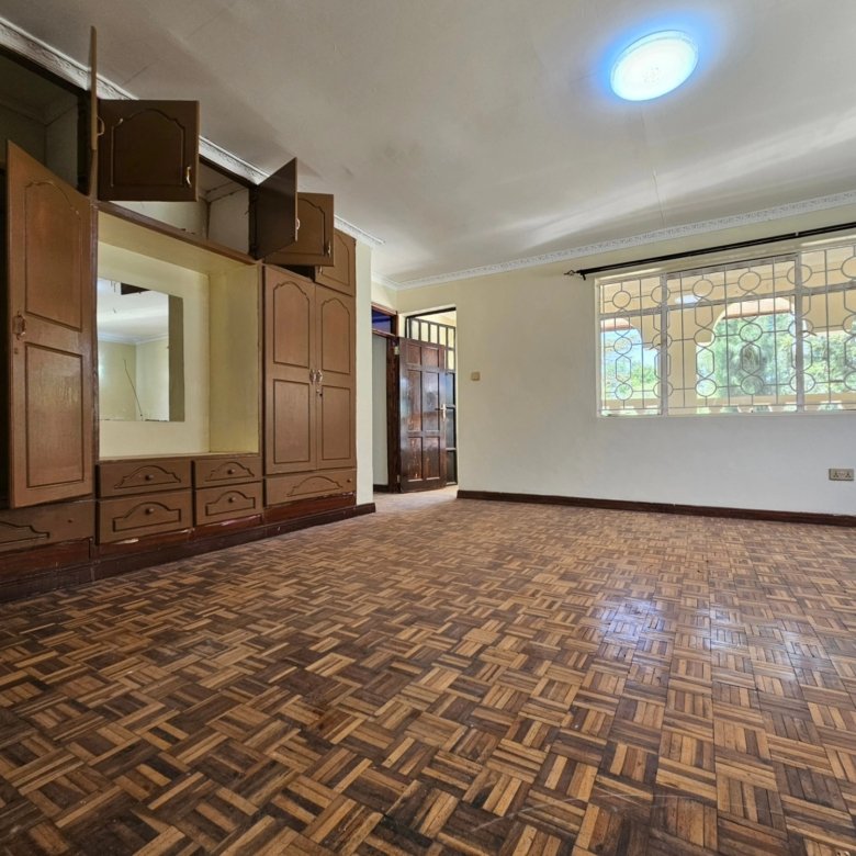 6-Bedroom Mansion To Let in Kahawa Sukari