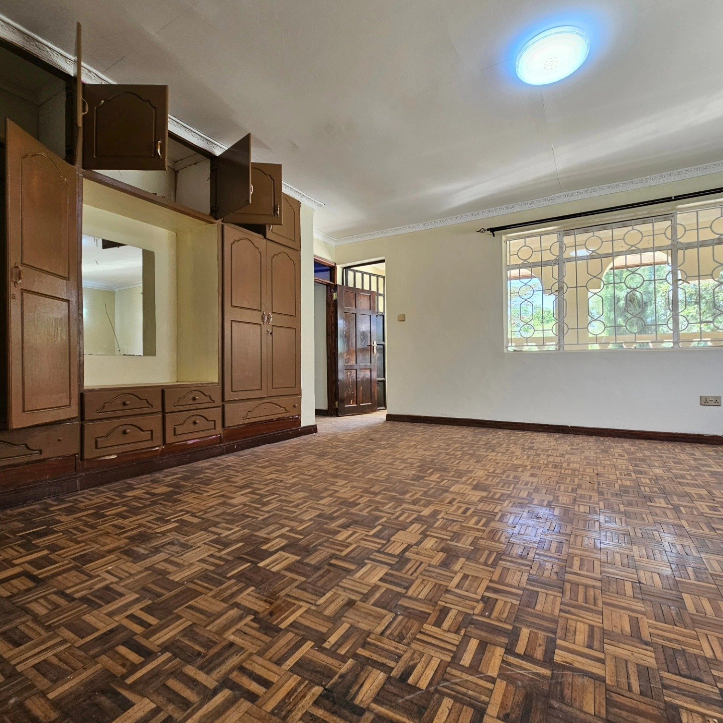 6-Bedroom Mansion To Let in Kahawa Sukari