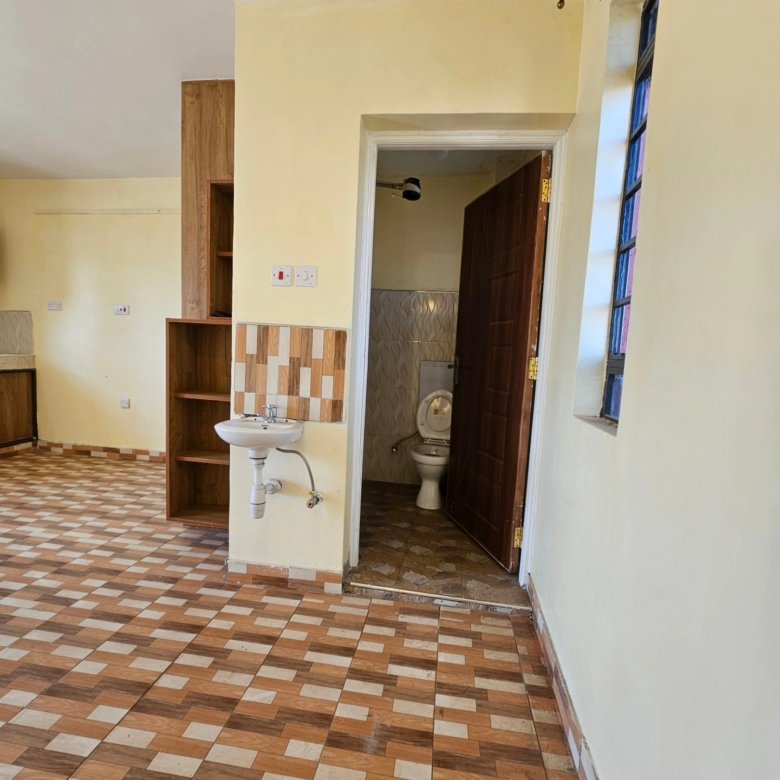 Bedsitter To Let Along Waiyaki Way – Mountain View