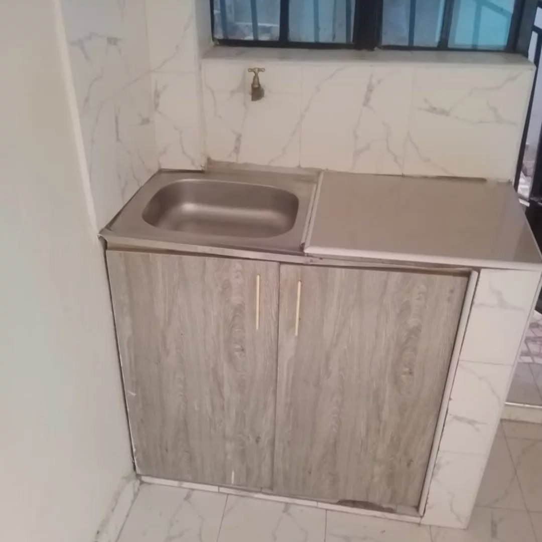 Bedsitter To Let in Buruburu Phase 1