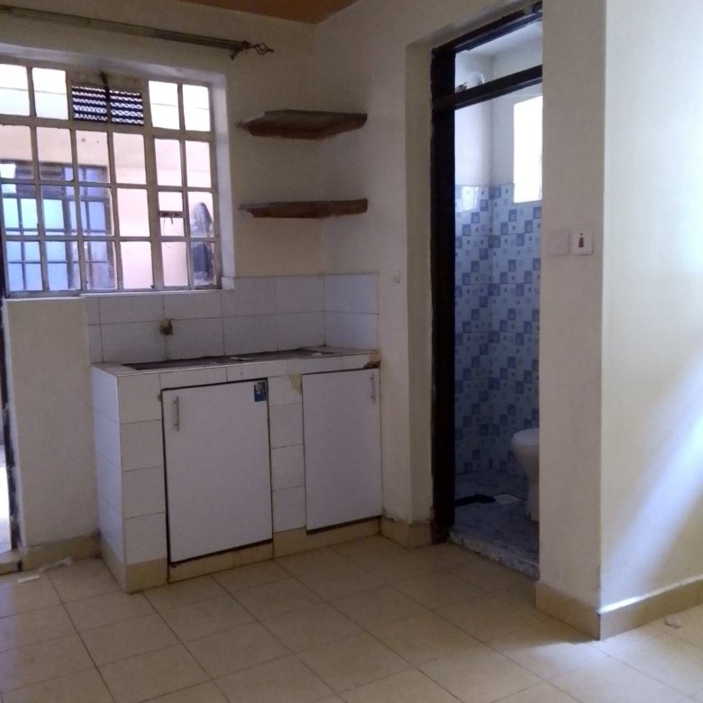 Bedsitter To Let in Umoja 1 – Near Umoja Mosque