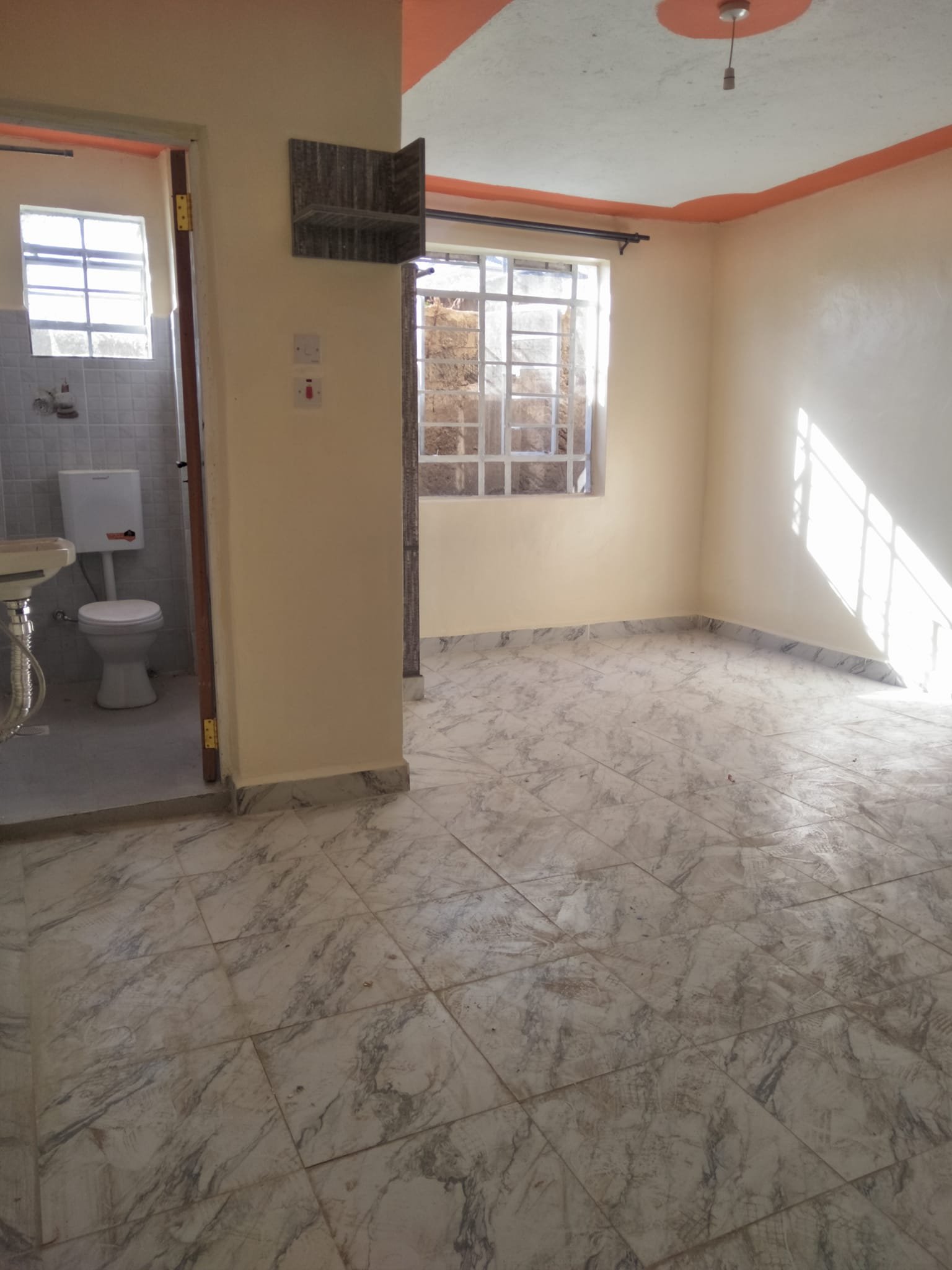 Bedsitter To Let in Waiyaki Way, Uthiru