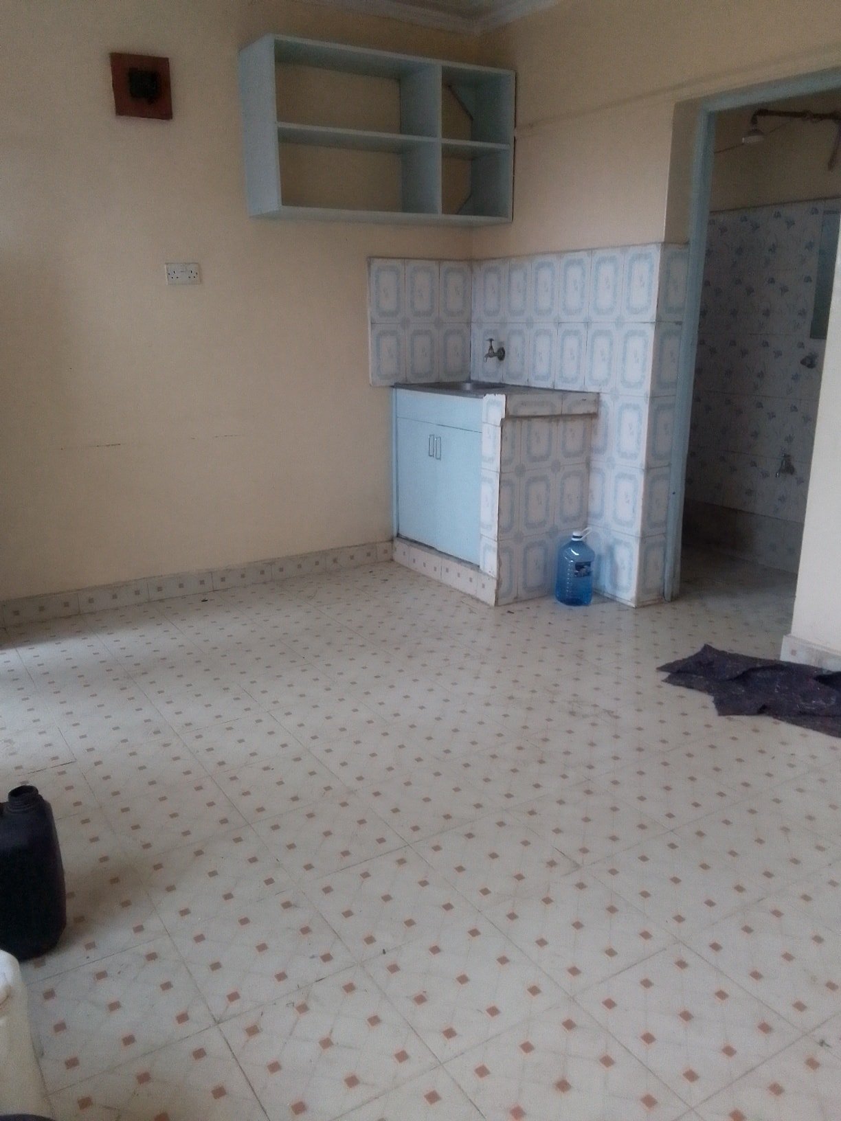 Spacious Bedsitter To Let in Tena Off CDF Road