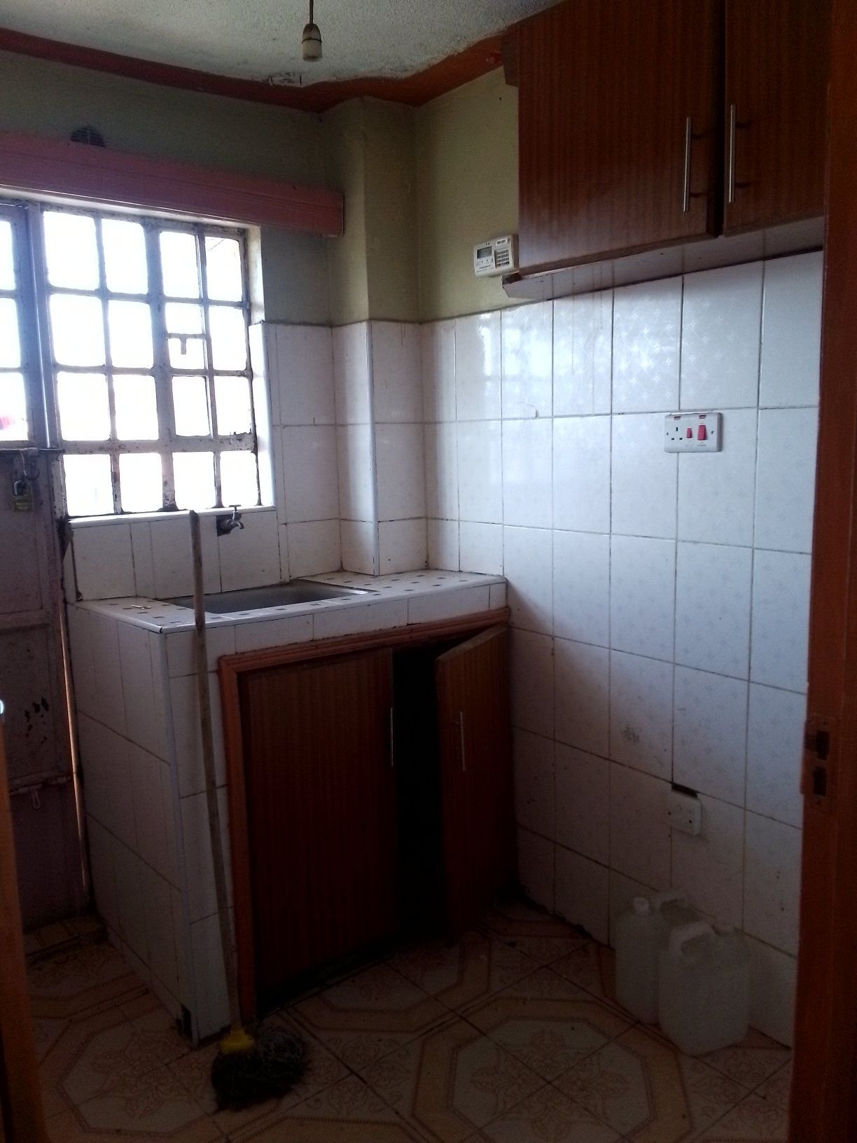 1 Bedroom To Let in Umoja II Sango Area