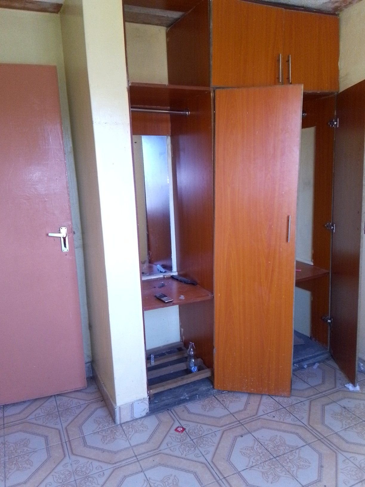 1 Bedroom To Let in Umoja II Sango Area