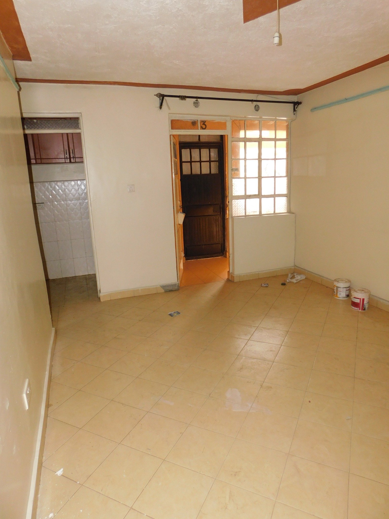 1 Bedroom to let at -Kasarani Garage