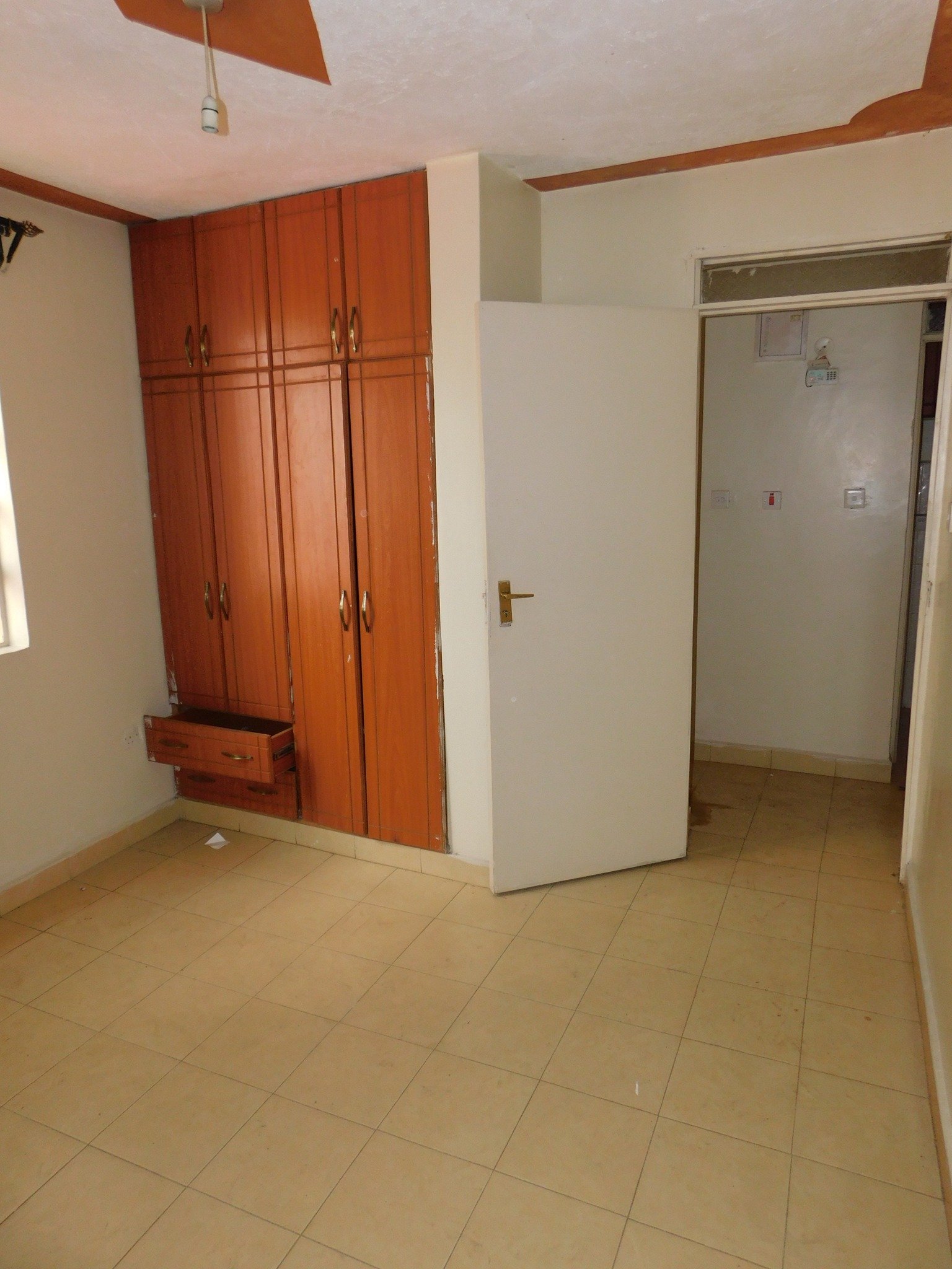 1 Bedroom to let at -Kasarani Garage