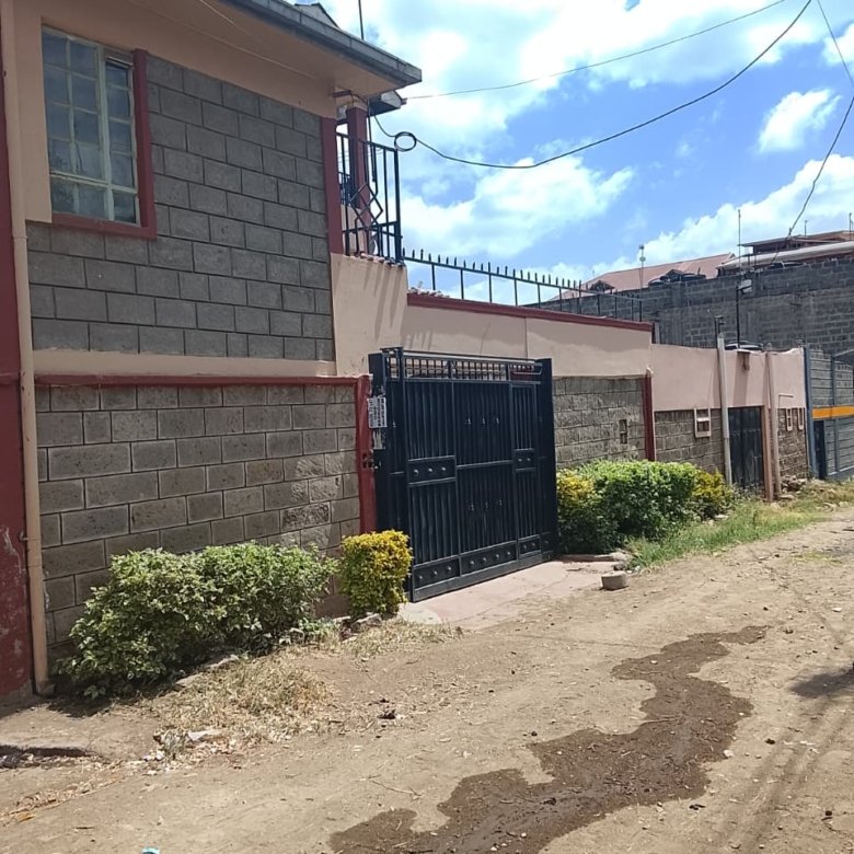1 bedroom in a shared compound at Kasarani Garage