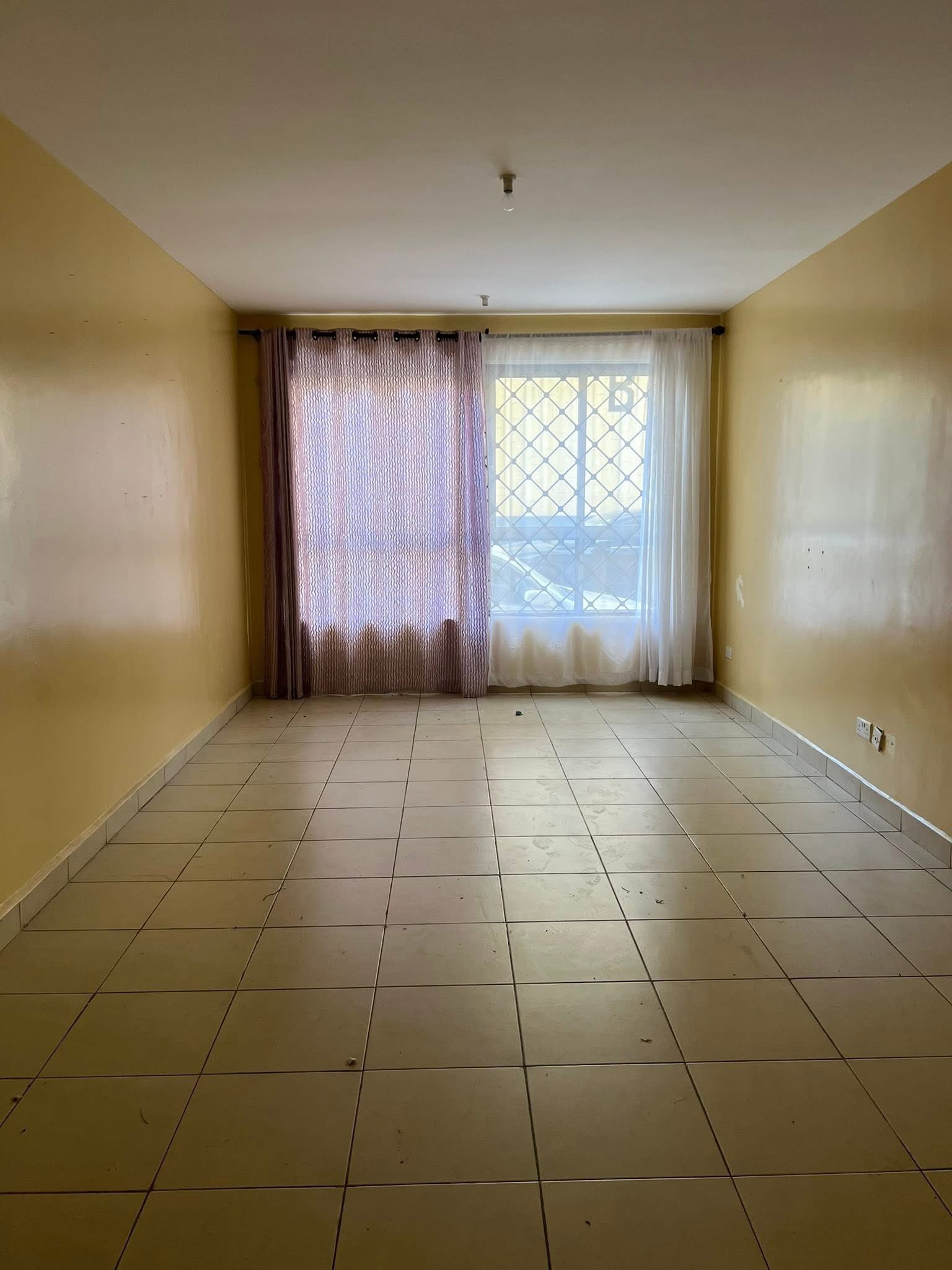 2 Bedroom Apartment To Let – Greatwall Gardens