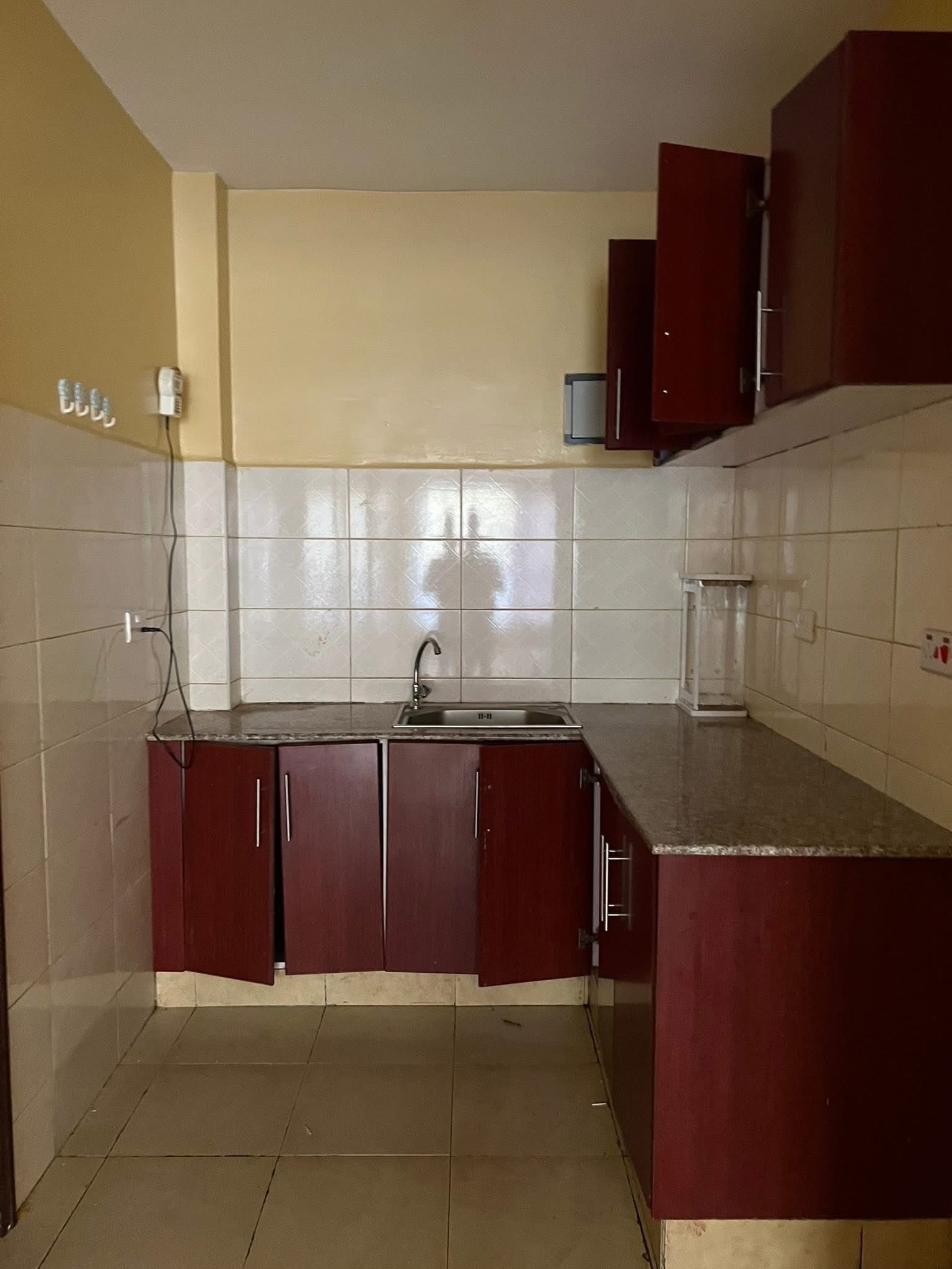 2 Bedroom Apartment To Let – Greatwall Gardens