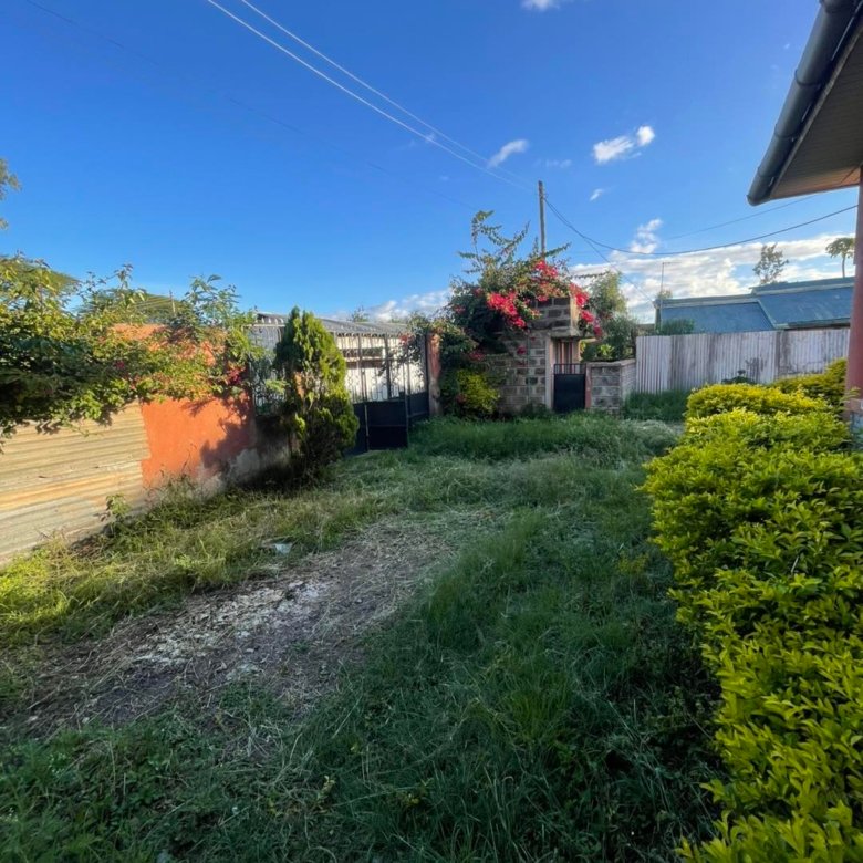 2 Bedroom Own Compound To Let in Kamulu