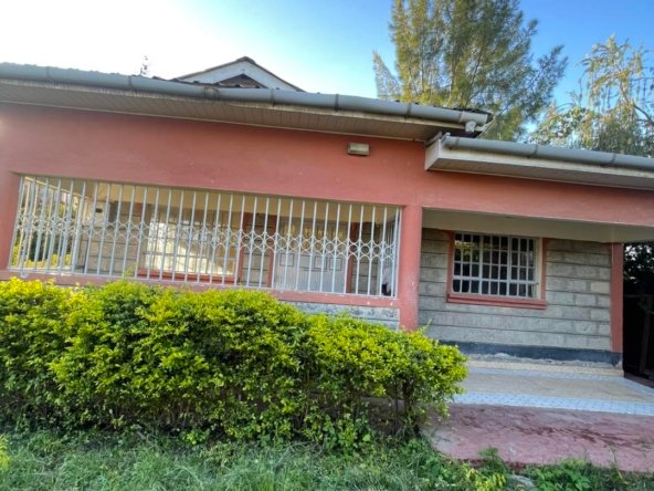 2 Bedroom Own Compound To Let in Kamulu