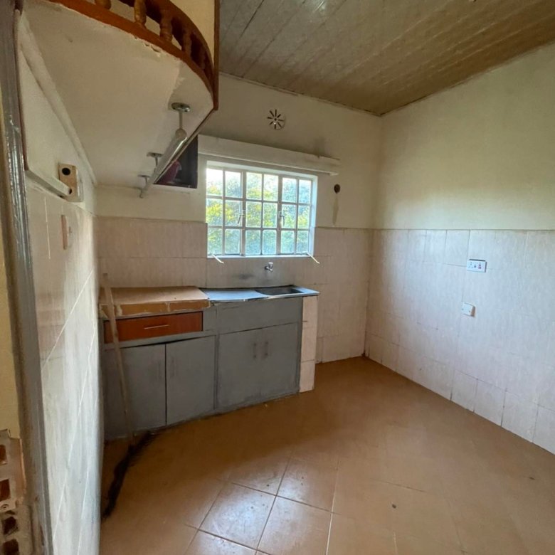 2 Bedroom Own Compound To Let in Kamulu