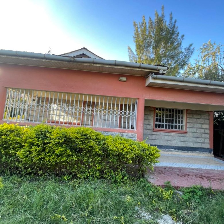 2 Bedroom Own Compound To Let in Kamulu