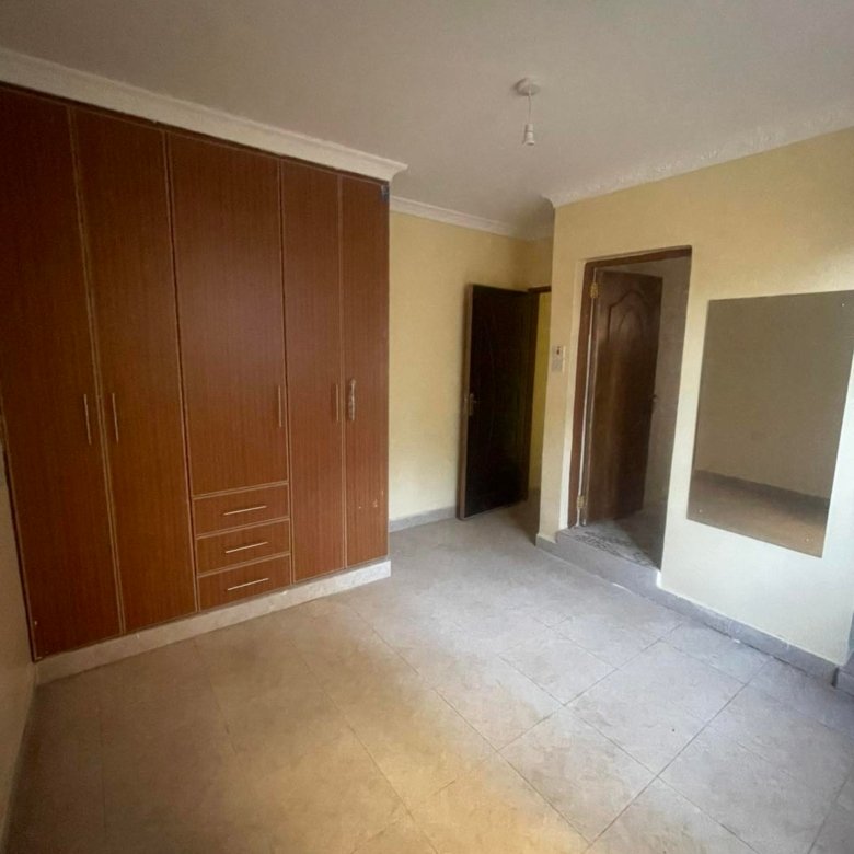 2 Bedroom Own Compound To Let in Kenyatta Road