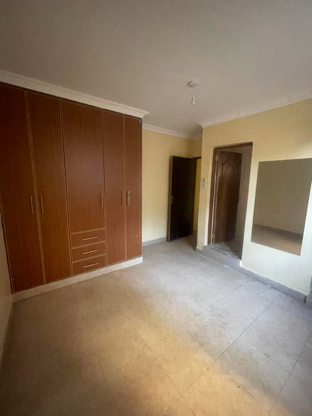 2 Bedroom Own Compound To Let in Kenyatta Road